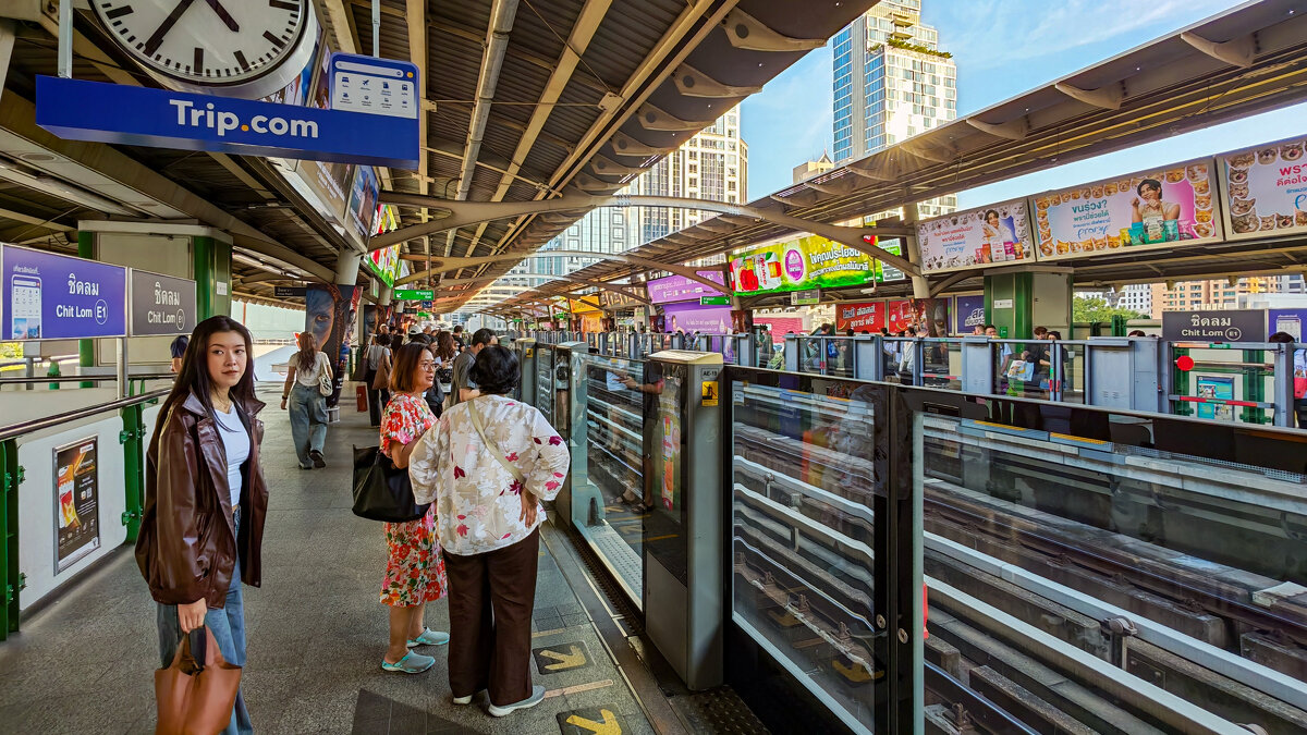 Наземное метро Бангкок - Dmitry i Mary S Наземное метро Бангкок - Dmitry i Mary S