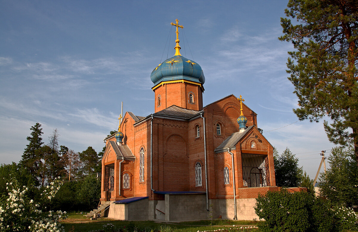 С Рождеством, друзья! Храм Рождества Христова. Мулловка. Ульяновская область - MILAV V