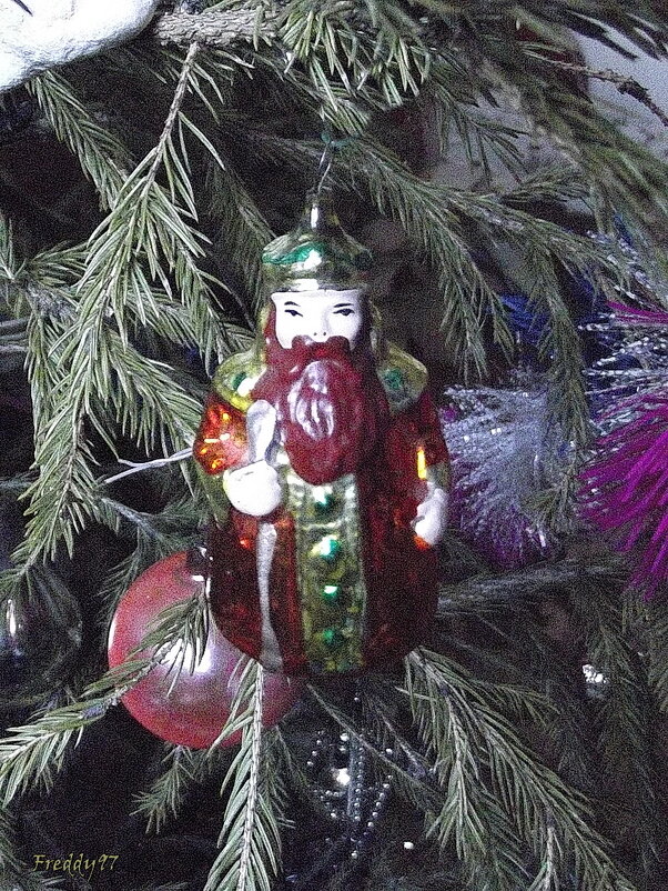 На Рождественской ёлке - Freddy 97 На Рождественской ёлке - Freddy 97