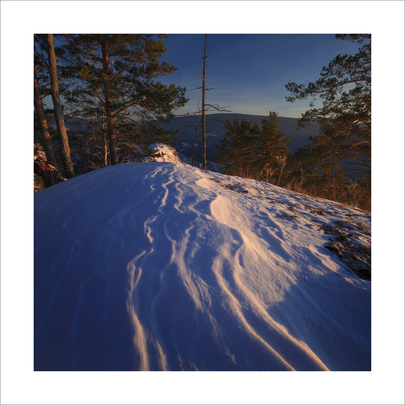 * - Александр Иванов