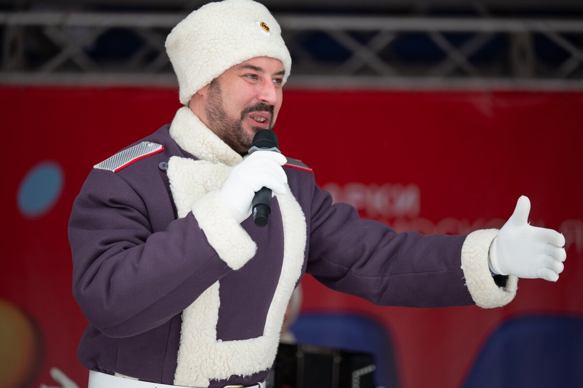 Казацкий ансамбль песни и танца "Борода-фолк". - Виктор Евстратов