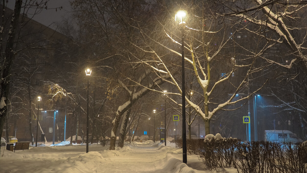 Непогода в Городе - юрий поляков