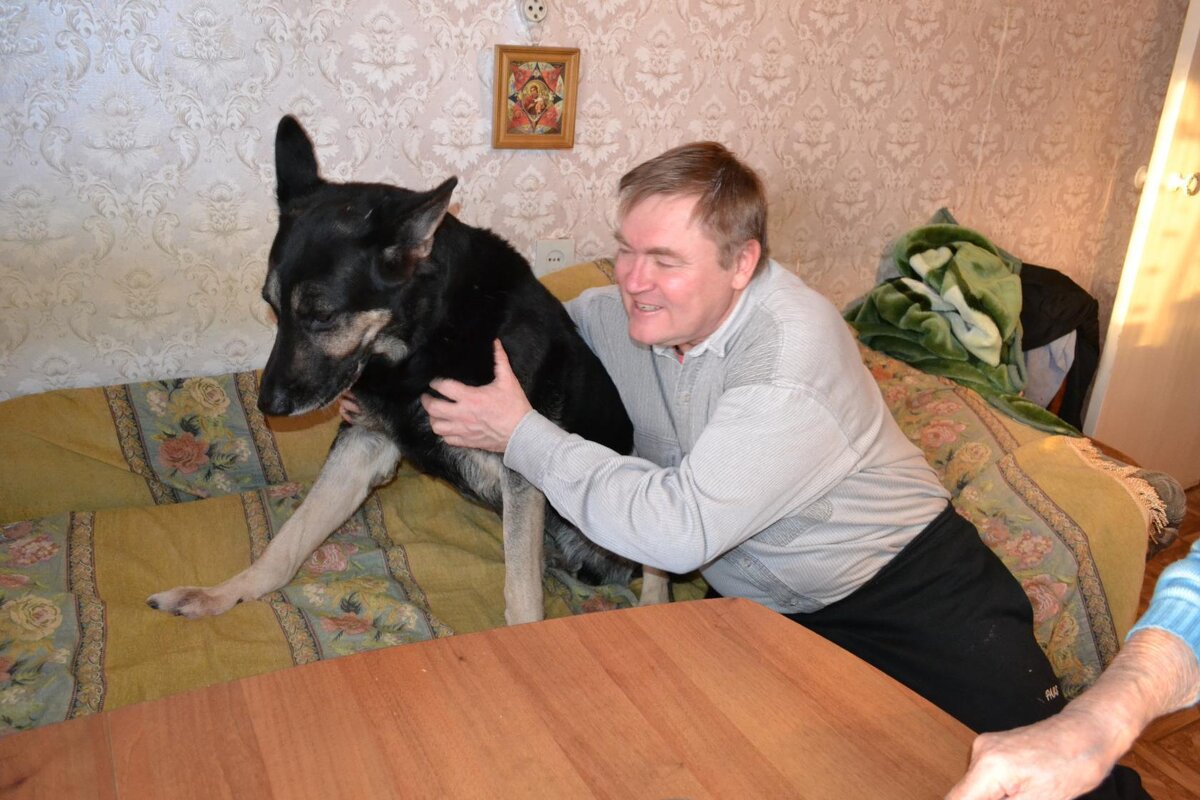 Друзья - Андрей Хлопонин