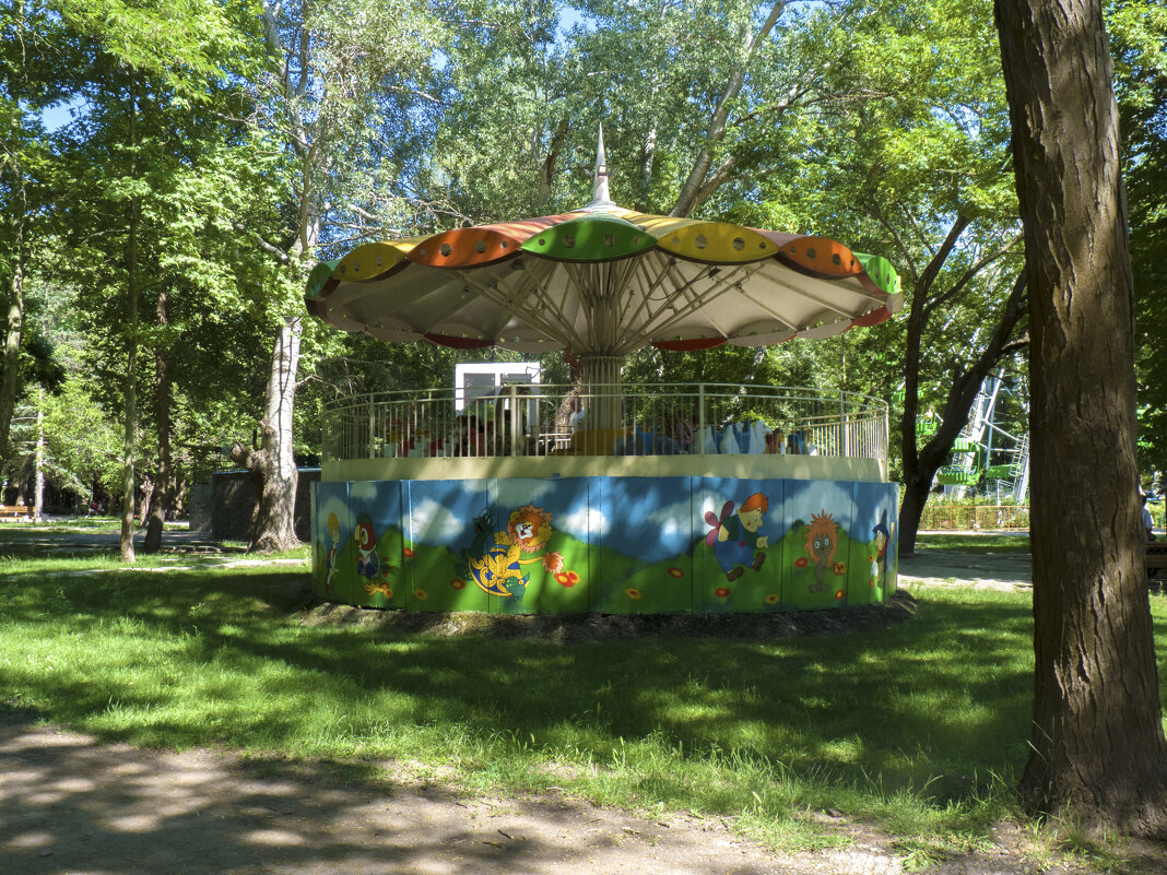 Карусель для самых маленьких - Валентин Семчишин Карусель для самых маленьких - Валентин Семчишин