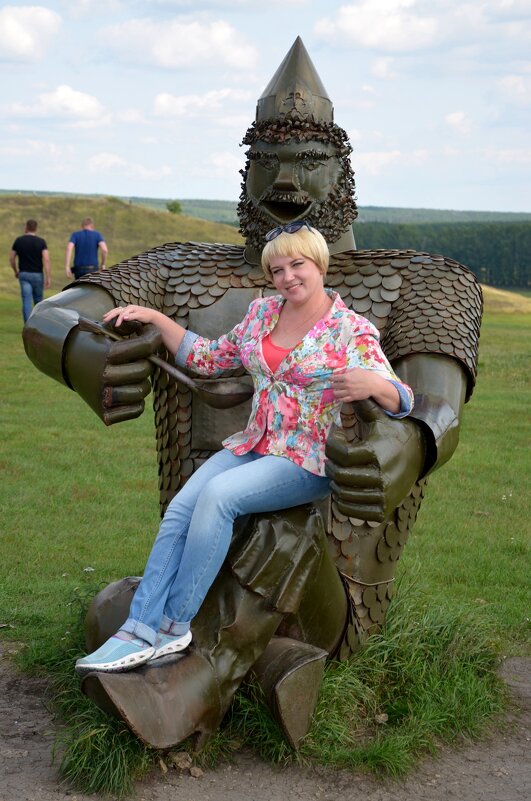 LV - Андрей Л. В.