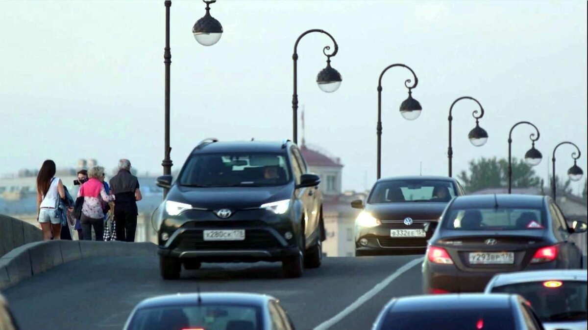 Фонари и фары - Михаил Андреев