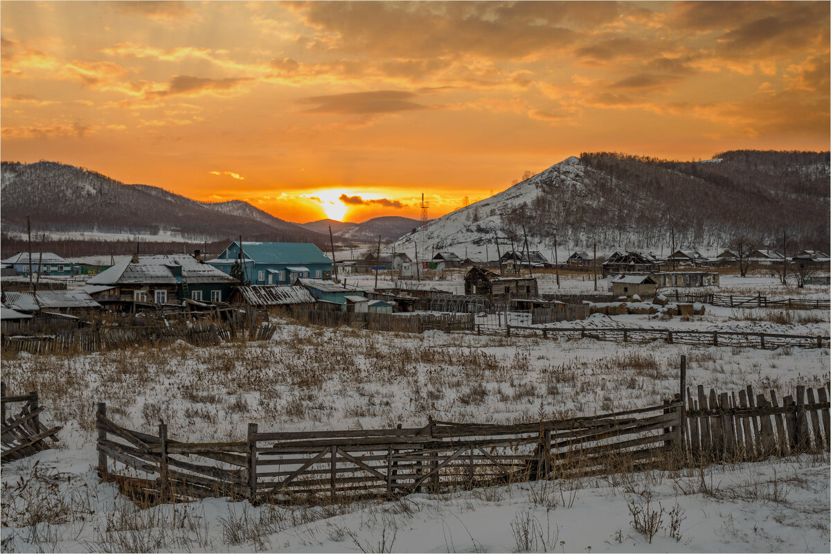 *** - Алексей Мезенцев