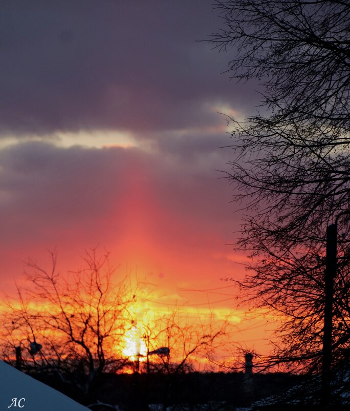 "Вновь закат разметался пожаром"... - Любовь Сахарова