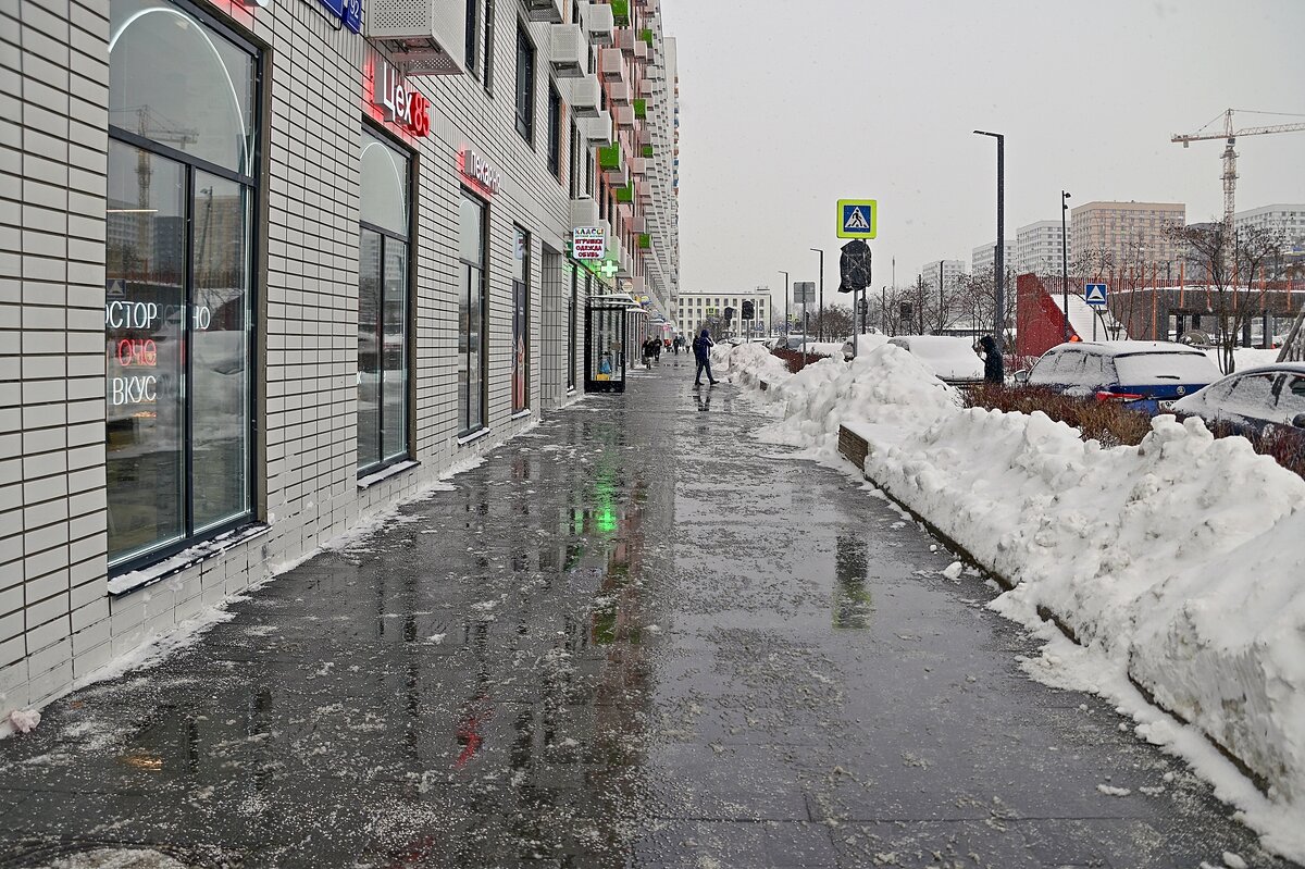 Дворники перестарались. ПГР насыпали от души :) - Валерий Иванович Дворники перестарались. ПГР насыпали от души :) - Валерий Иванович