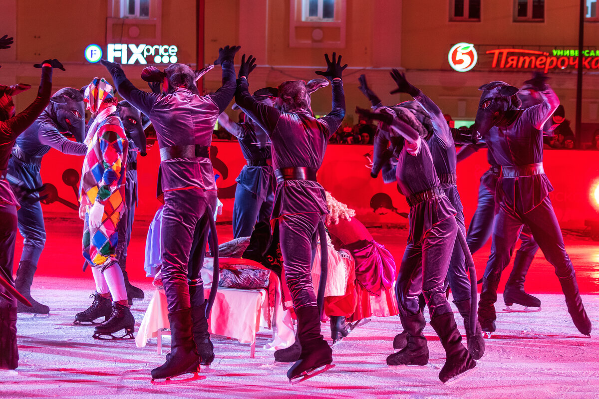 Фрагмент шоу <Щелкунчик> - Анатолий. Chesnavik.