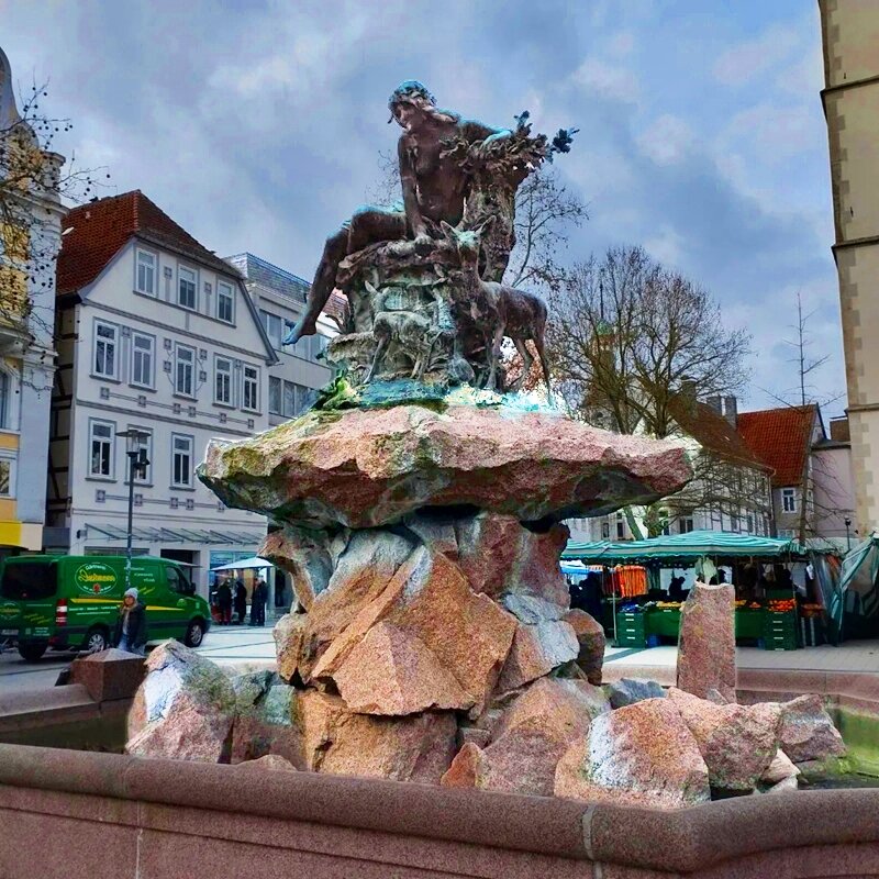 ФОНТАН   ЗИМОЙ - Анатолий Малобродский