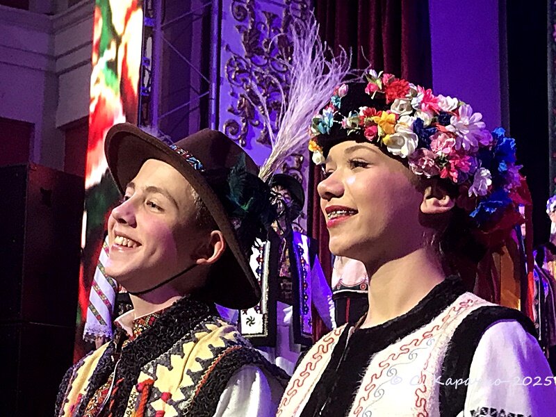 погляд - Степан Карачко погляд - Степан Карачко