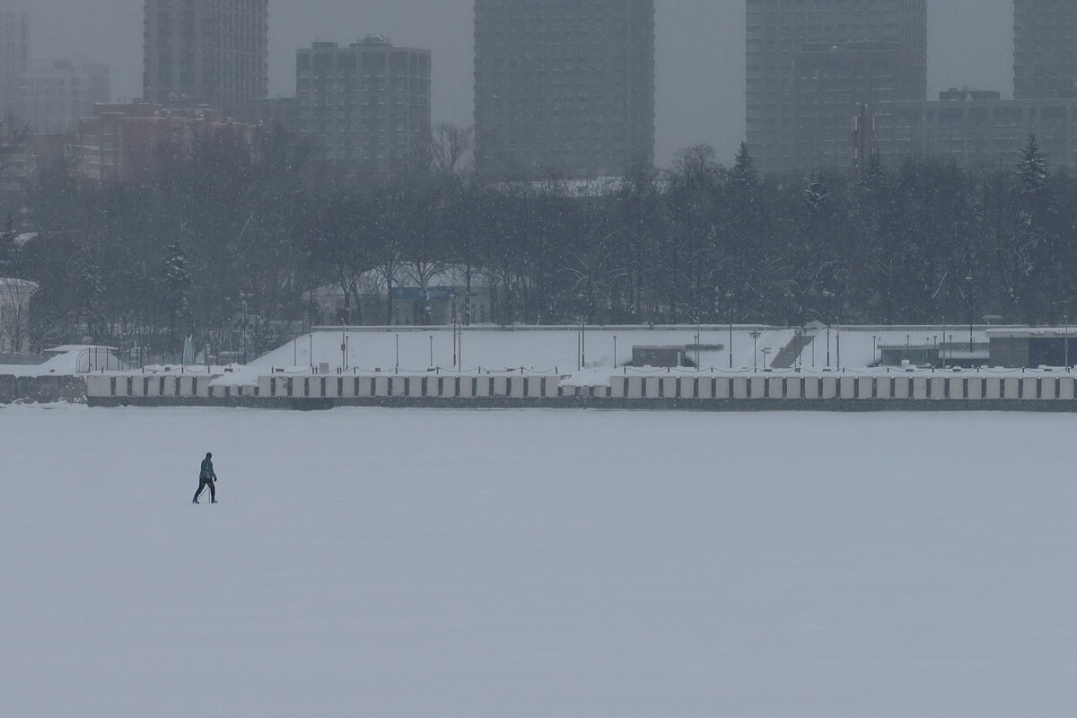 Совсем один - Дмитрий И_