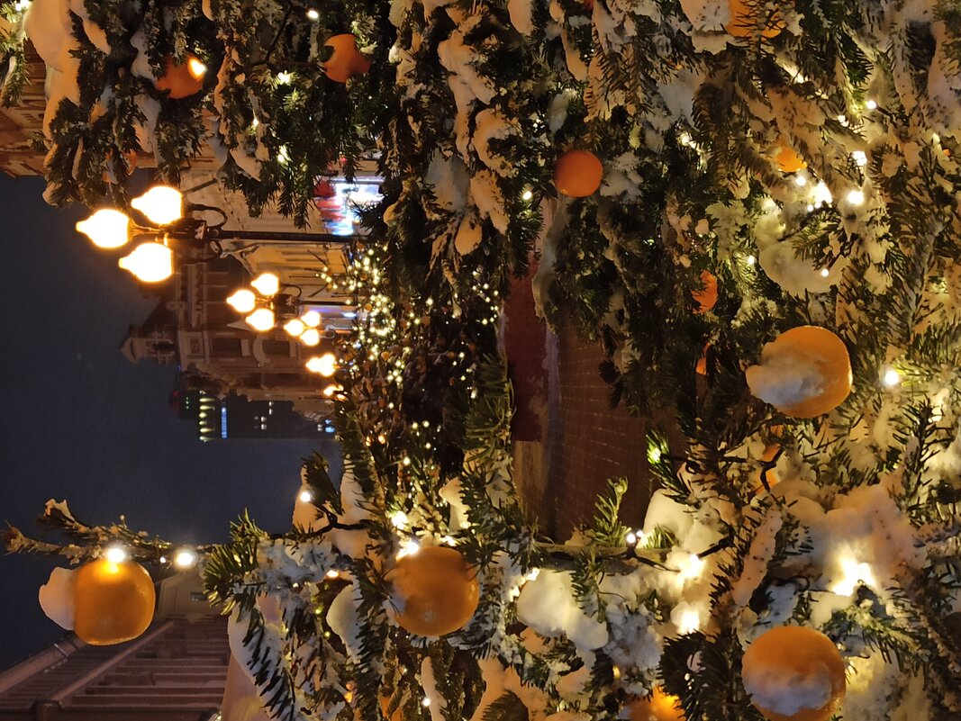 «Мандариновое настроение» на Старом Арбате - Галина 