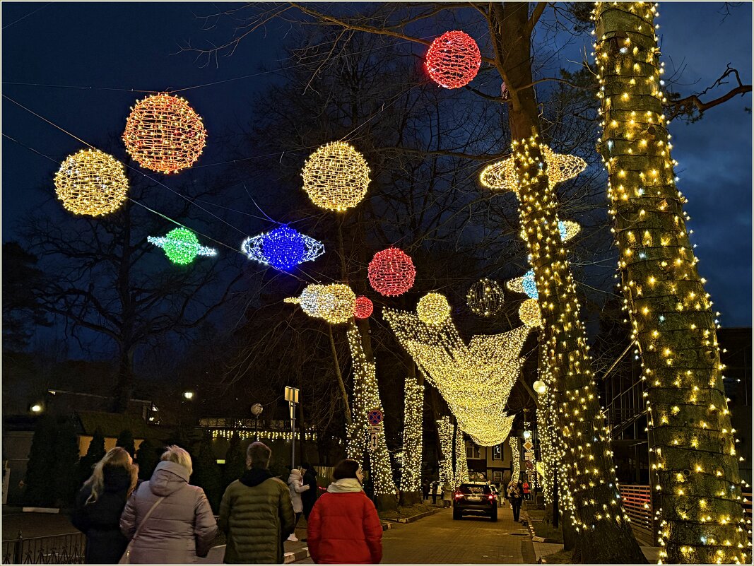 Нарядные улочки Светлогорска. - Валерия Комова