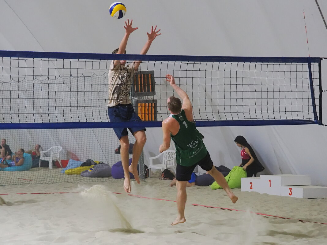 Пляжный волейбол - Евгений Седов