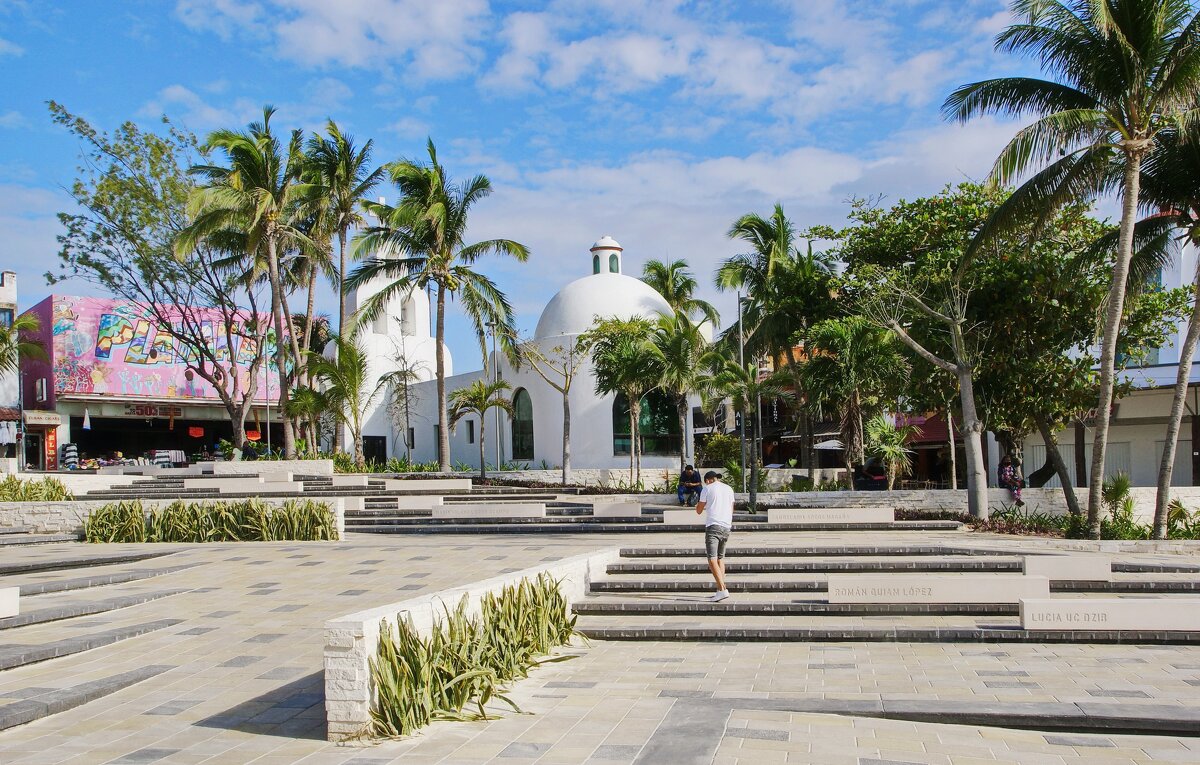В сквере у часовни - Андрей K.
