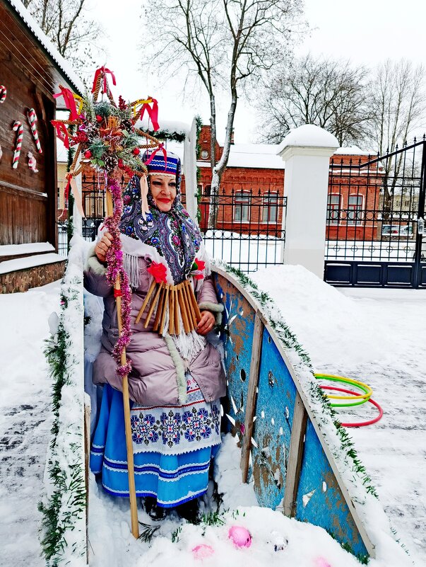 Ну чем не боярыня! - Vladimir Semenchukov