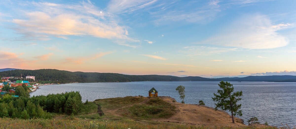 Летний вечер на озере Тургояк (панорама). - Алексей Трухин