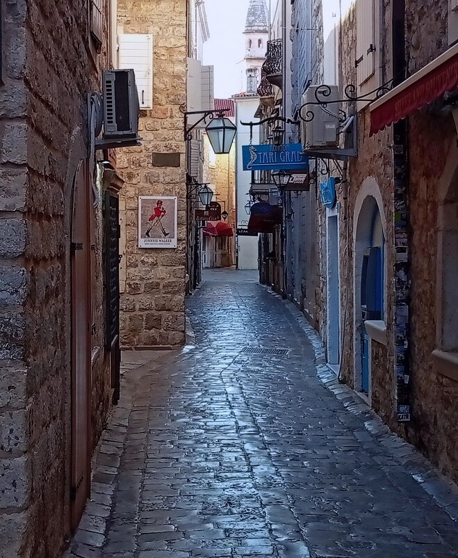 Исторические улочки Будвы .. - Татьян@ Ивановна