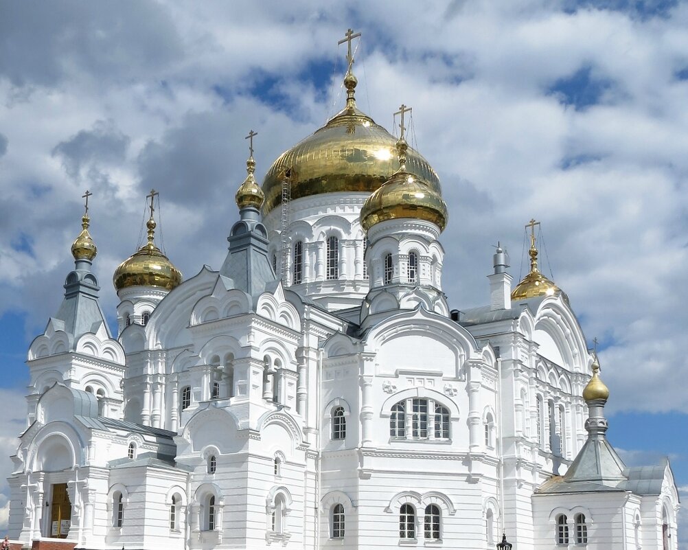 Монастырский Крестовоздвиженский собор - Лариса С.