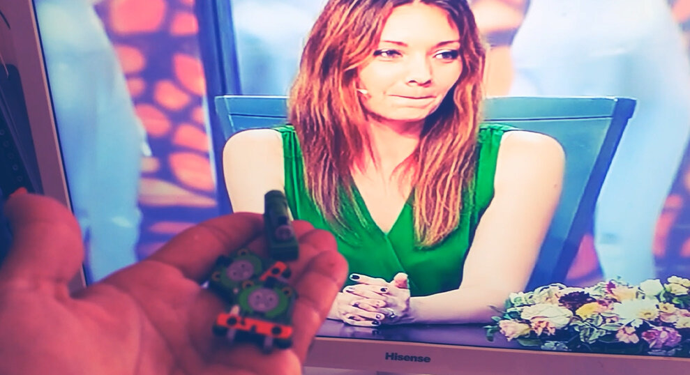 115 (71) - CLOSE WAYS ALL