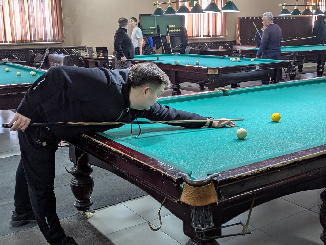 Игра - Андрей Хлопонин