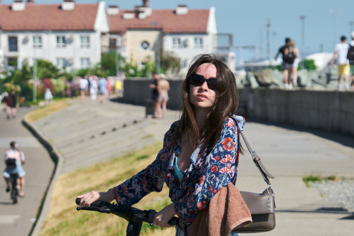 ... - Иван Державин