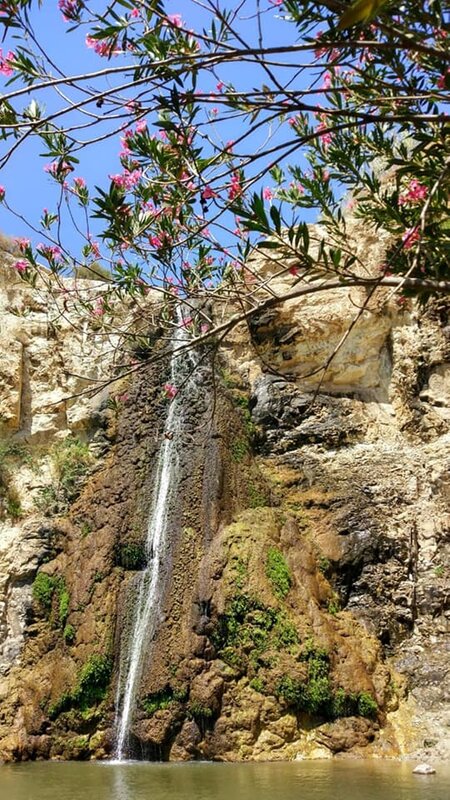 БЕЛЫЙ   ВОДОПАД - Анатолий Малобродский