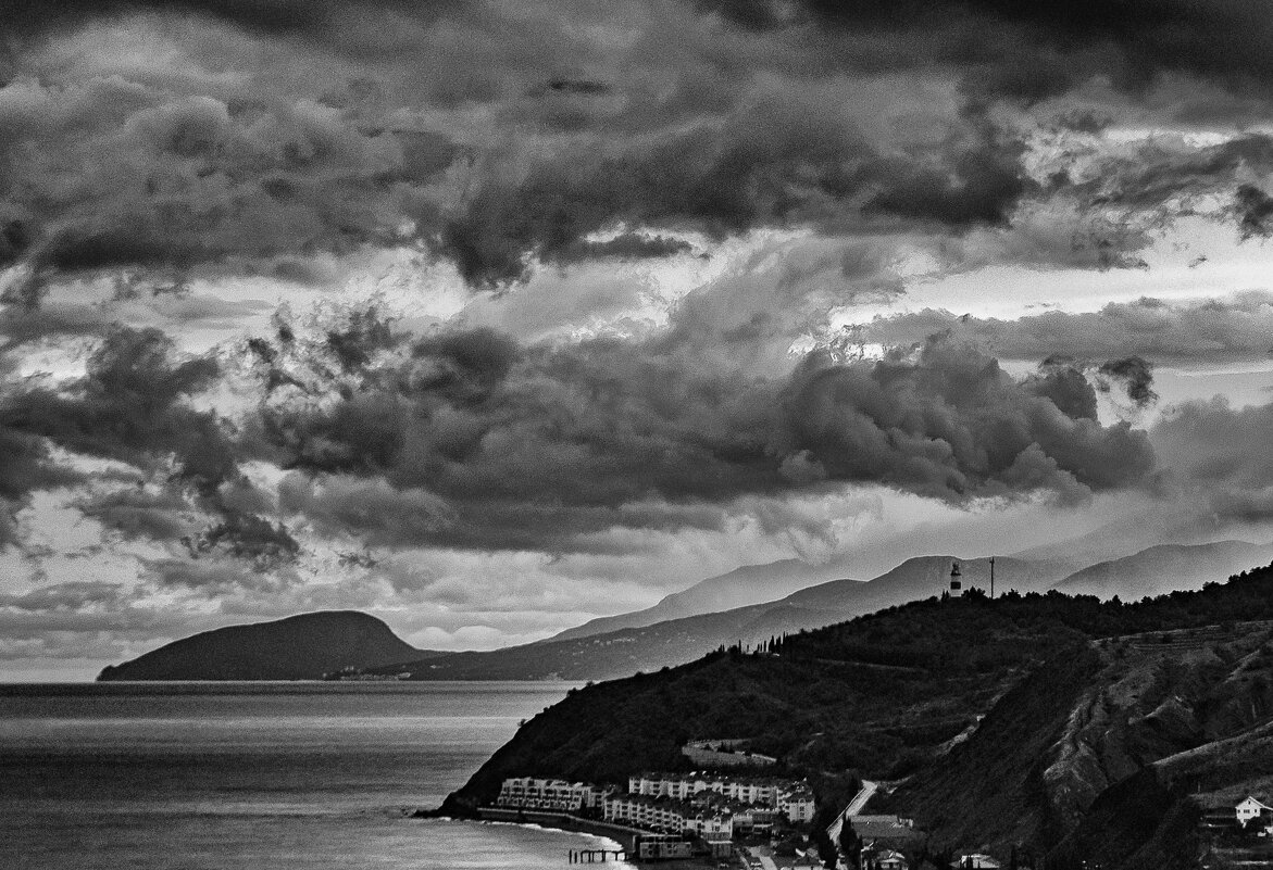 В Рыбачьем - Олег Загорулько