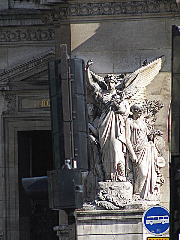 На автобусе по Парижу. - Владимир Драгунский