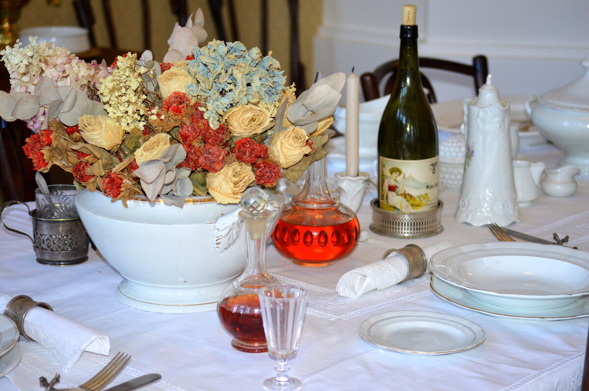 Праздничный стол - ретро - Татьяна Лютаева