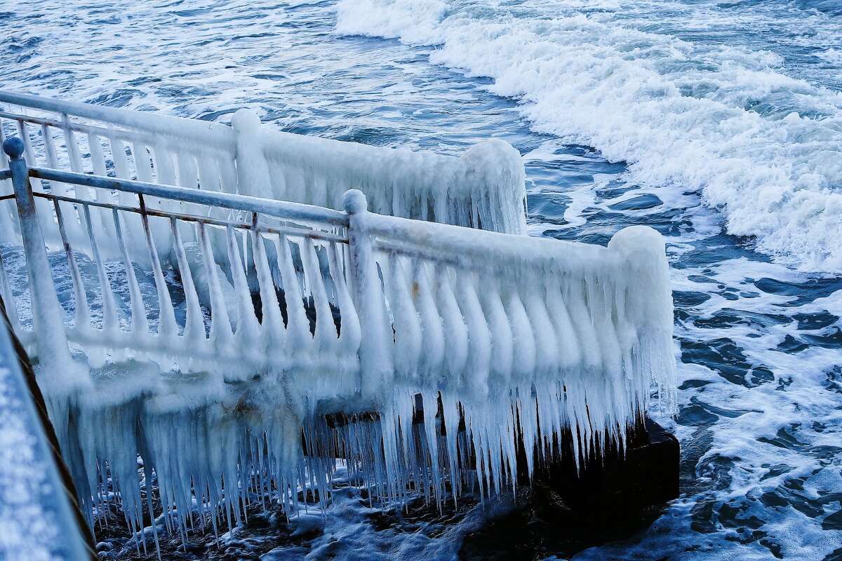 Творение шторма и мороза - Рита Симонова