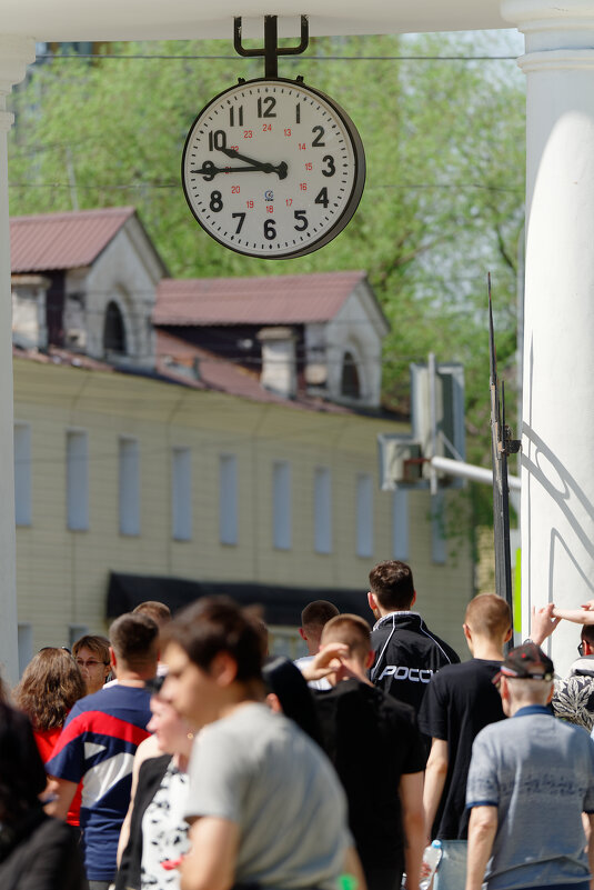 Суета... - Вячеслав Алтай