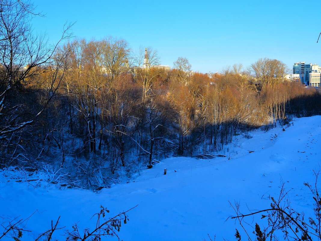 Чебоксары. Сталкерский овраг зимой. - Пётр Чернега Чебоксары. Сталкерский овраг зимой. - Пётр Чернега