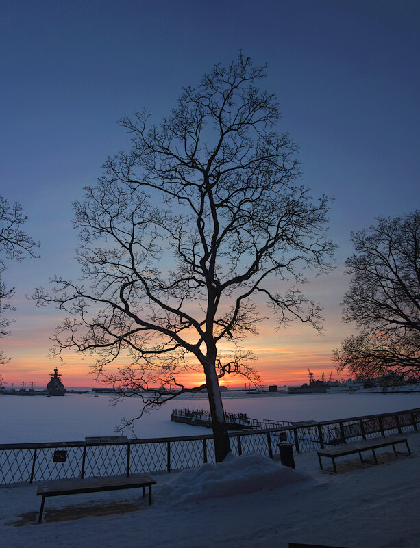 *** - Сергей Григорьев