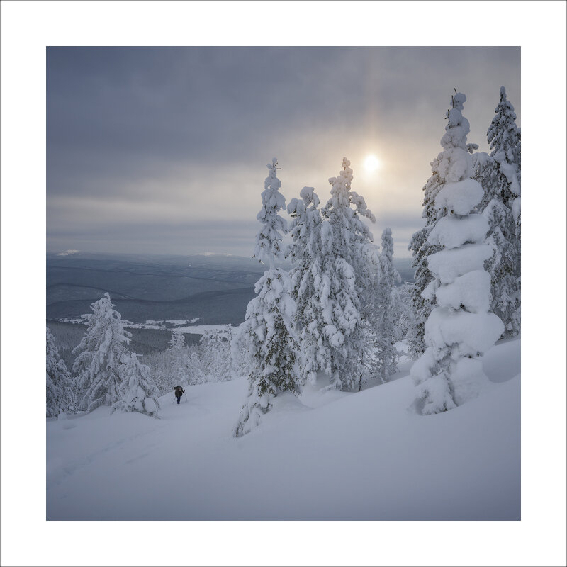 * - Александр Иванов