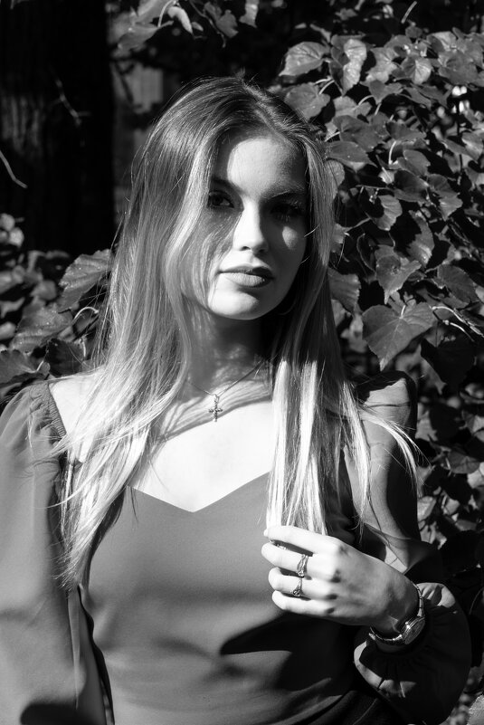 Взгляд из теней - Игорь Николаев Взгляд из теней - Игорь Николаев