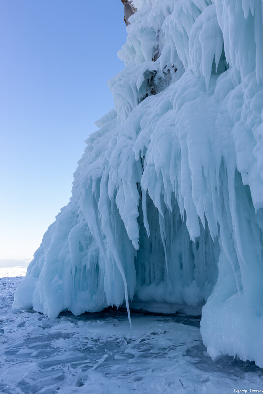 Ледяной грот - Евгений Тарасов 