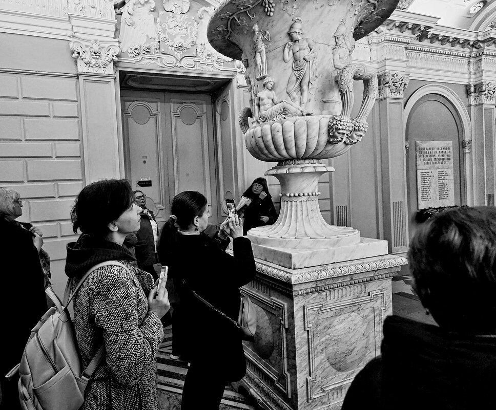 *** - Александр Русинов