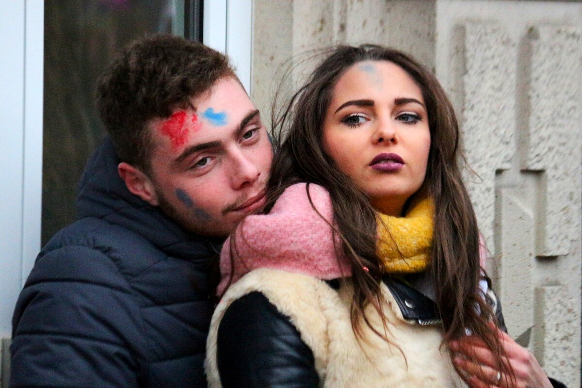 Утомлённые карнавалом - Юрий. Шмаков