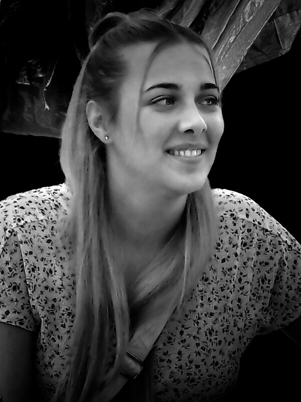 Портрет в зале ресторана - Valziwa Портрет в зале ресторана - Valziwa