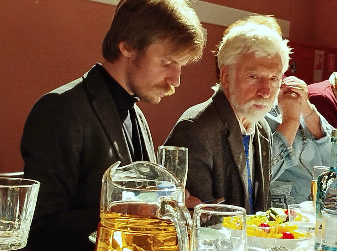 Дед и внук. - Александр Чеботарь