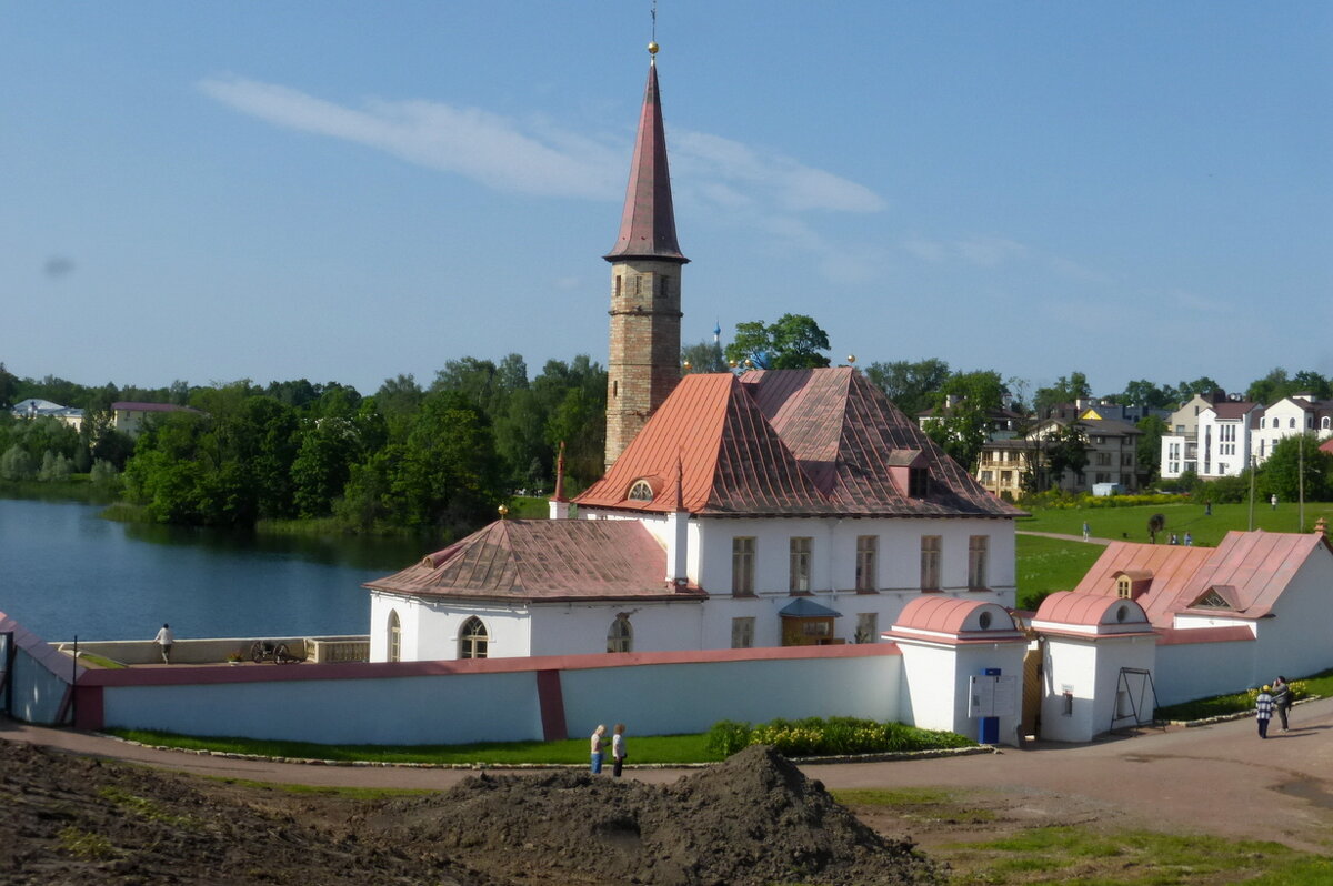 Приоратский дворец - Елена Суханова