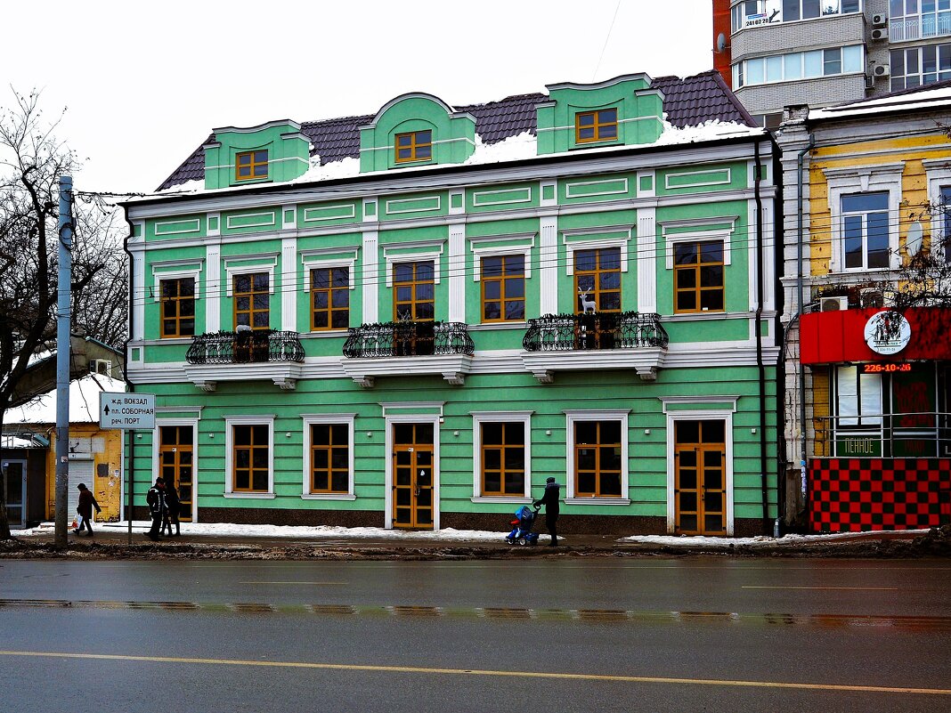 Ростов-на-Дону. Дом по пр. Будённовскому 65. - Пётр Чернега Ростов-на-Дону. Дом по пр. Будённовскому 65. - Пётр Чернега