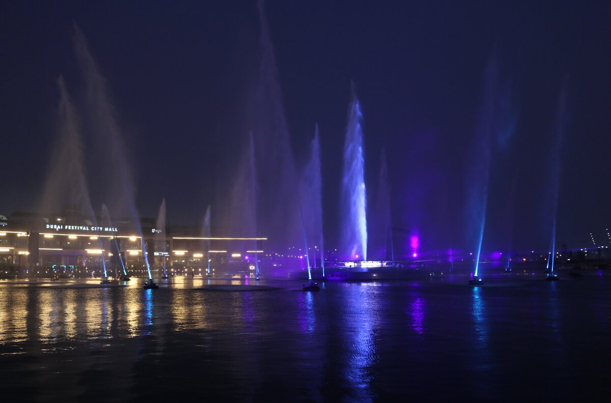 Шоу фонтанов - Ольга Шоу фонтанов - Ольга