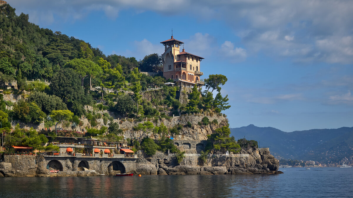 Дом на горе... - Dmitriy Dikikh