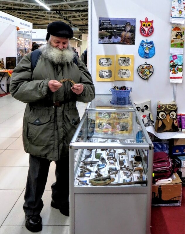Колоритный посетитель выставки - Лариса С.