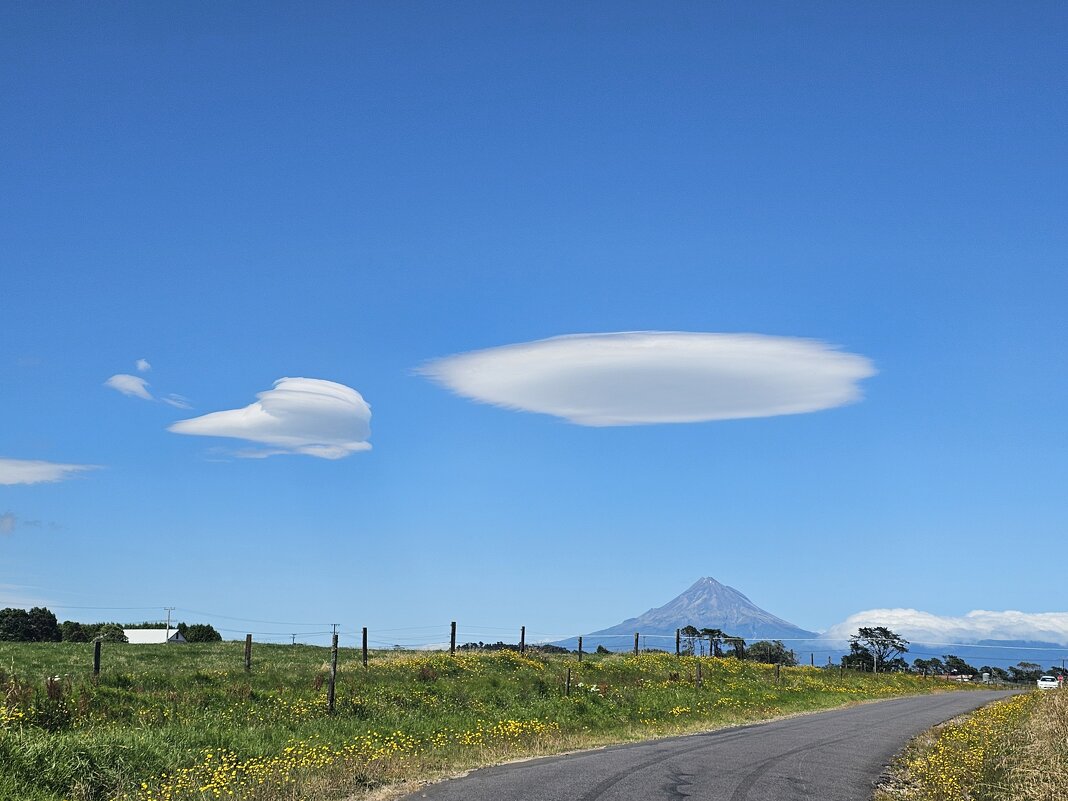 Облачное НЛО - Luba Thomas