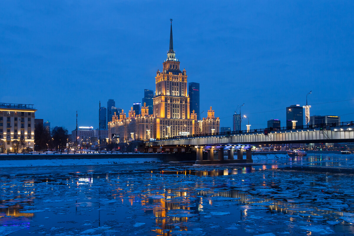 Синий час - Игорь Шевченко